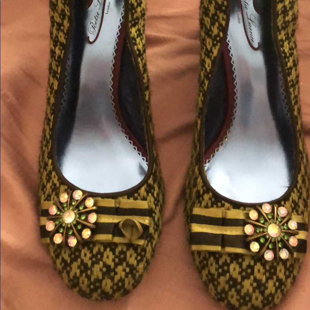 Poetic License shoes - Picture 1 of 3